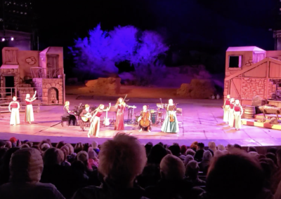Southwest Dance Company performed with Jenny Oaks Baker & Family Four’s Christmas Concert at Tuacahn.  Nov. 2021